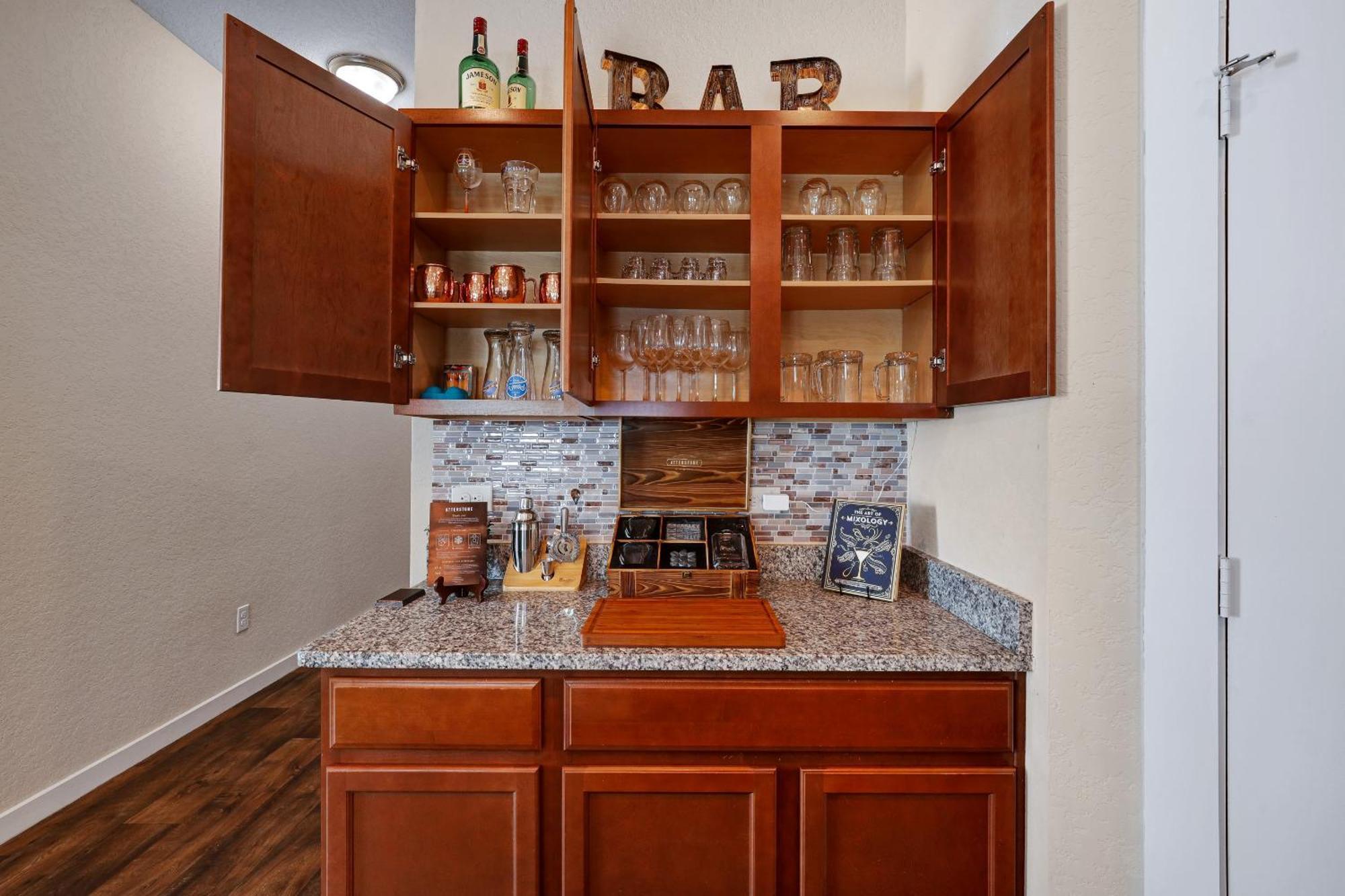 Speakeasy - A Birdy Vacation Rental ซานอันโตนิโอ ภายนอก รูปภาพ
